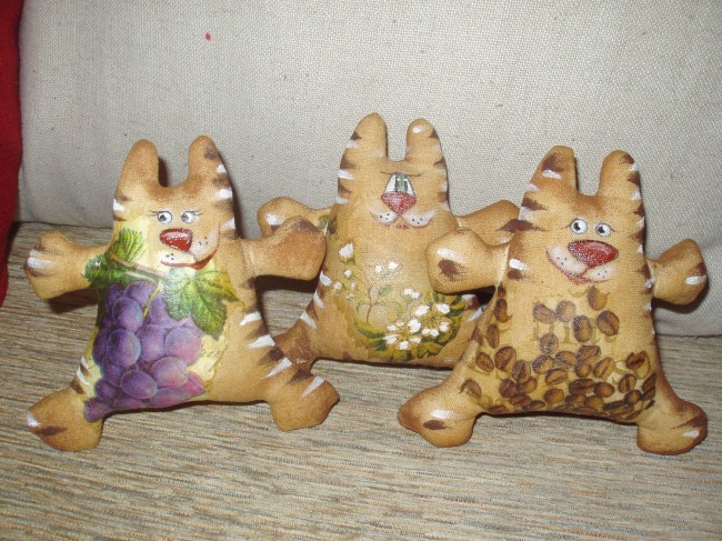 Кот "Треугольник"